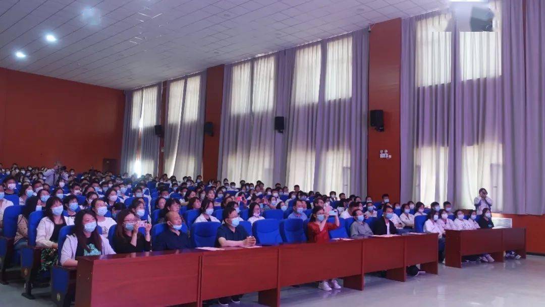 音乐点亮梦想强国复兴有我金昌市龙首高级中学举办音乐专业师生汇报