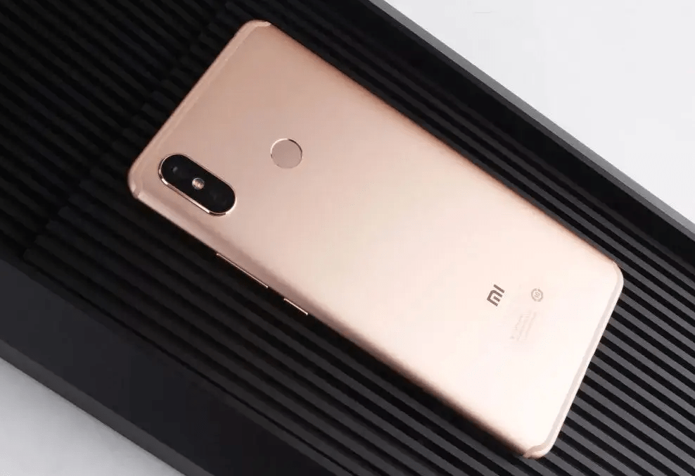 小米max5重新上阵5800mah充电宝级电量72英寸完美大屏