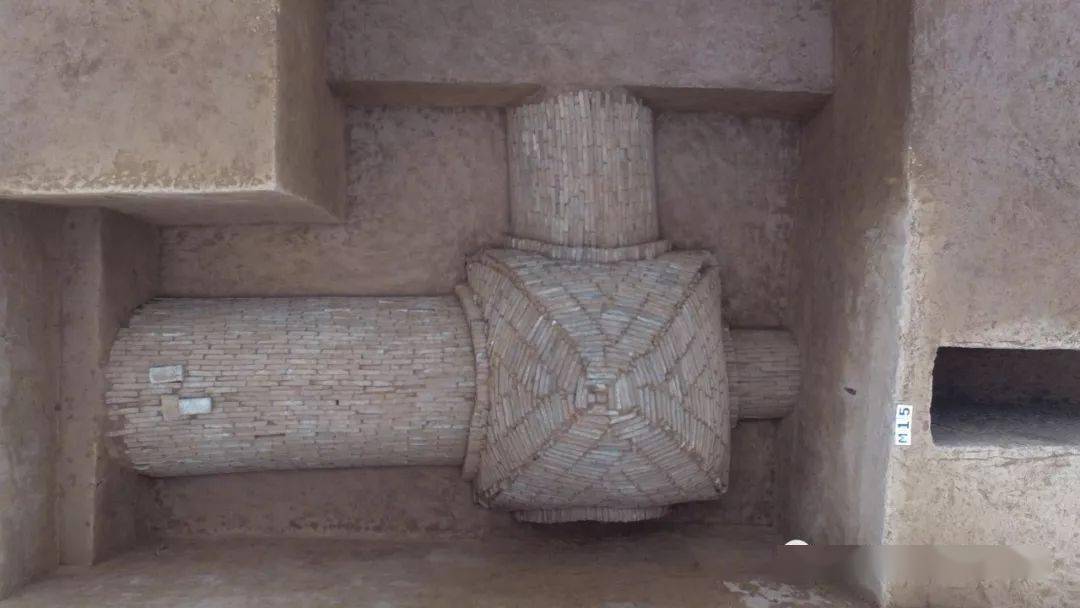 砖室墓室是汉代墓葬的一大特色,起始于西汉中期的关中,中原地区,在