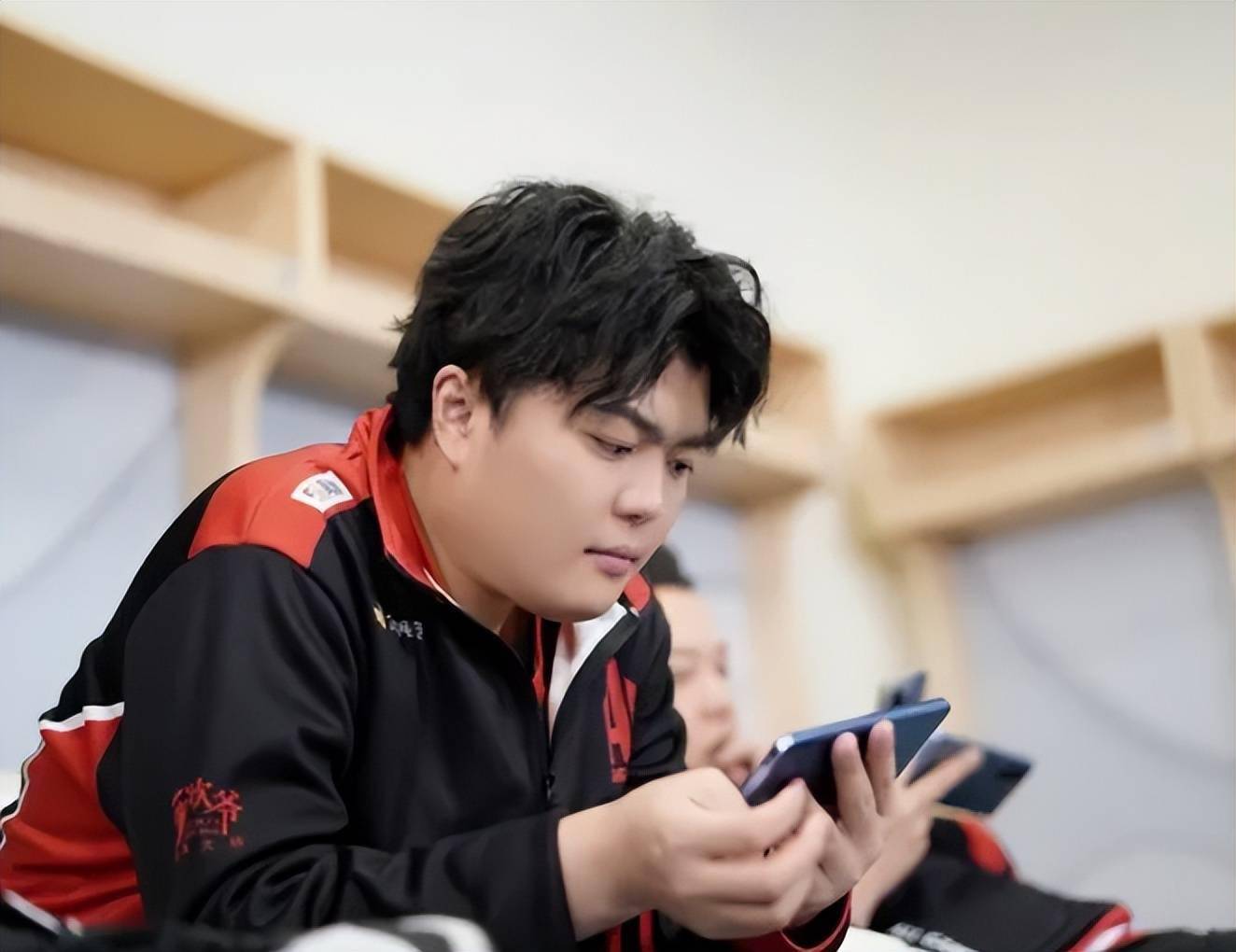 ag训练赛14xyg笑影首发效果一般未央不努力要上青云了