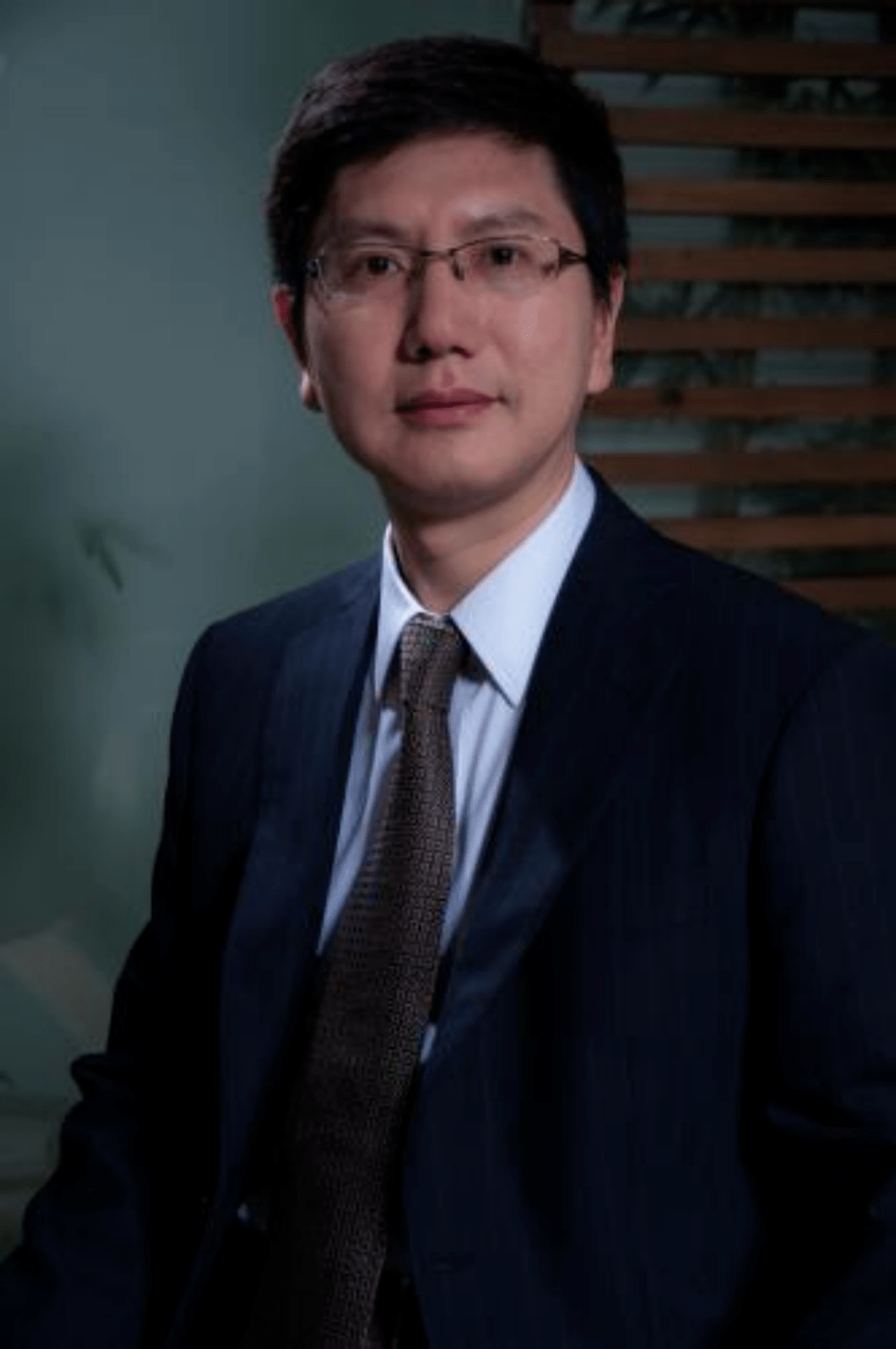 师从国医大师周岱翰,朱良春,郭子光,李士懋及广东省名中医刘伟胜教授