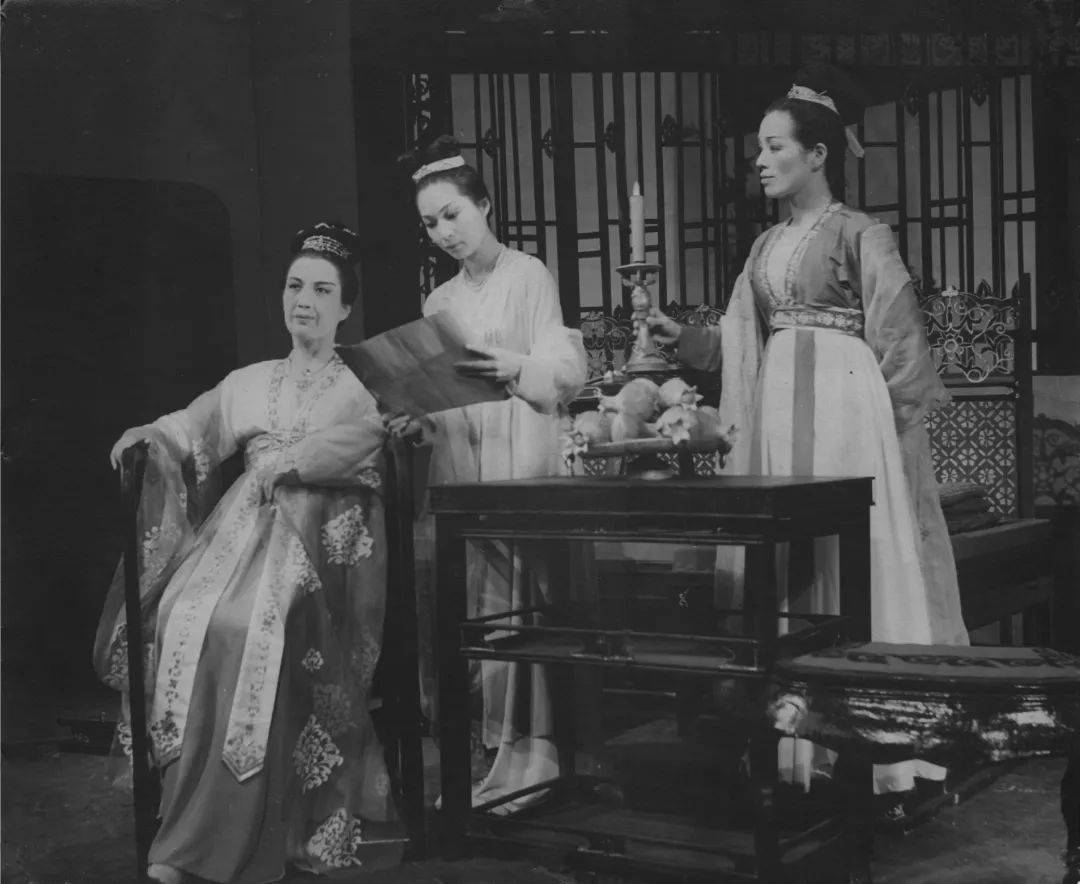 人艺70年 | 人艺舞台的历史回响_郭沫若_北京人艺_虎符