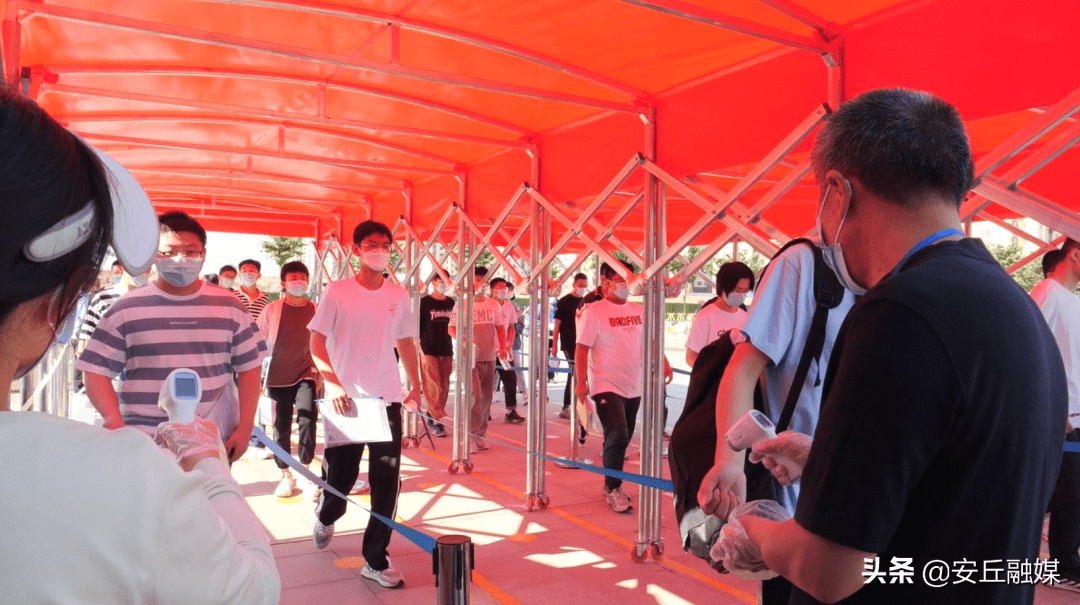 直击安丘2022年夏季高考现场