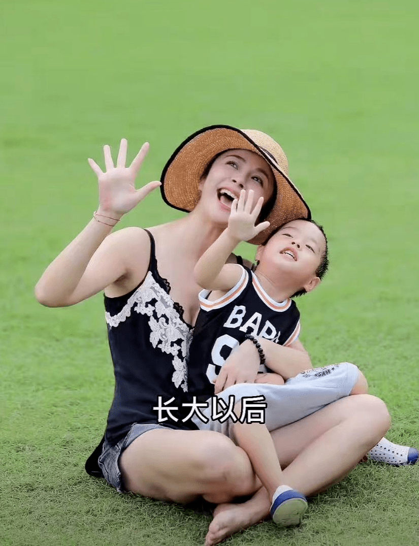 最美何仙姑杨若兮退圈后罕发声41岁颜值在线却被指模样大变