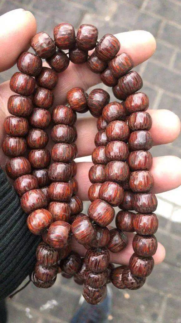 百年以上的老竹根荧光感的包浆