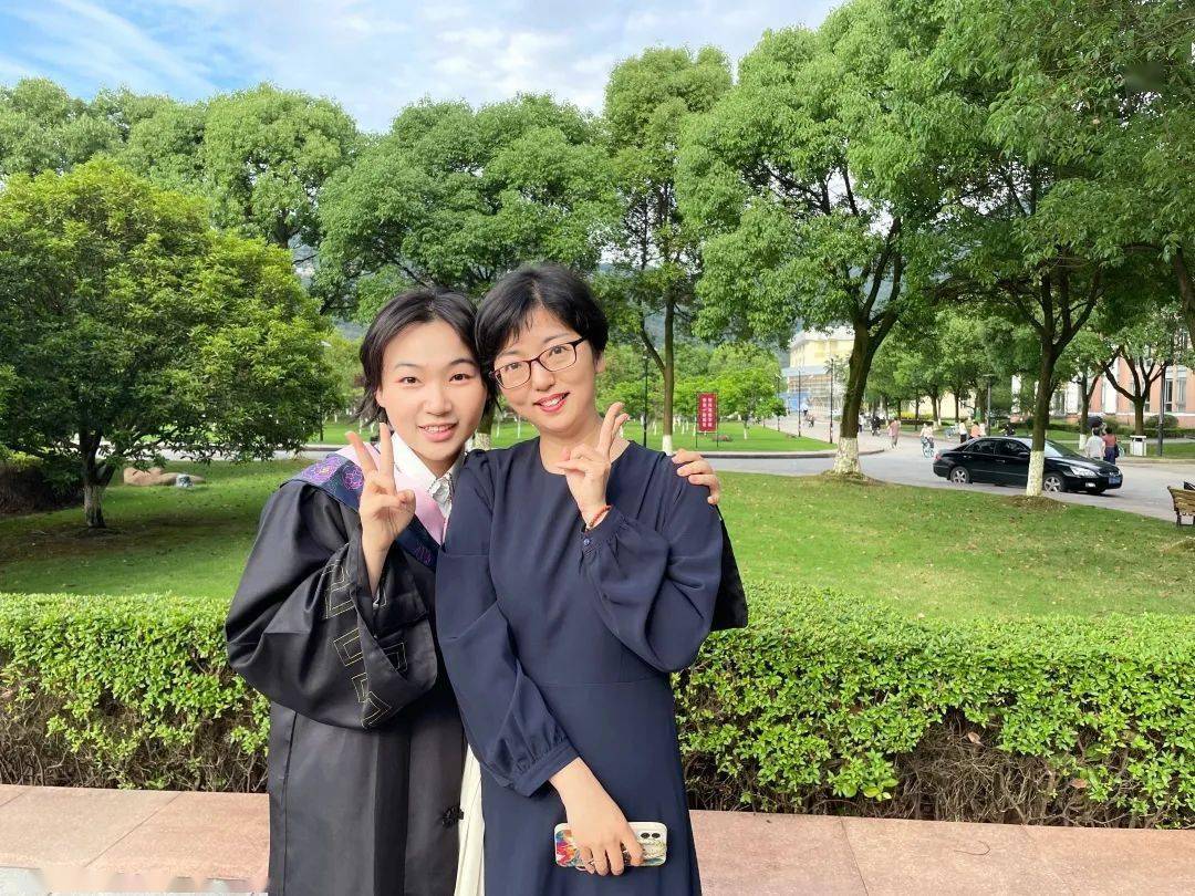 毕业季wmuer对最可爱的老师说出最真切的爱