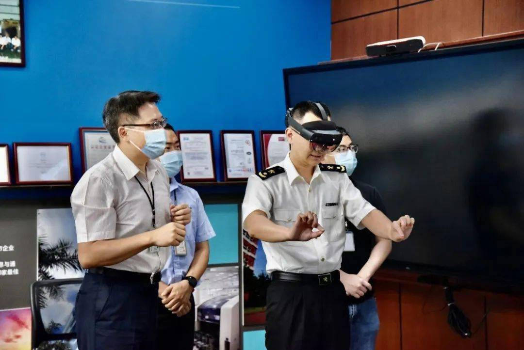 中山海关关长韦江莅临我司调研
