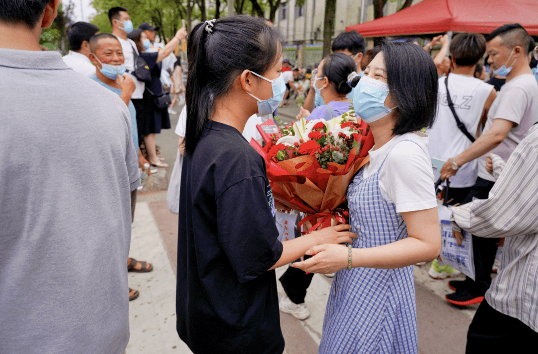 高考收官_新洲區_人生_考生