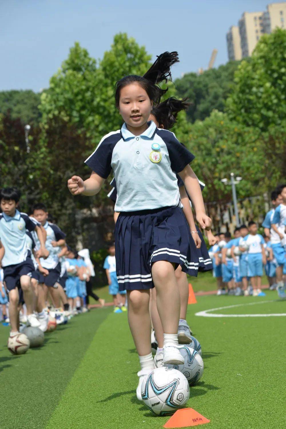【健好身】"足"够精彩,"球"动童心----2022上砂子塘万境水岸小学体育