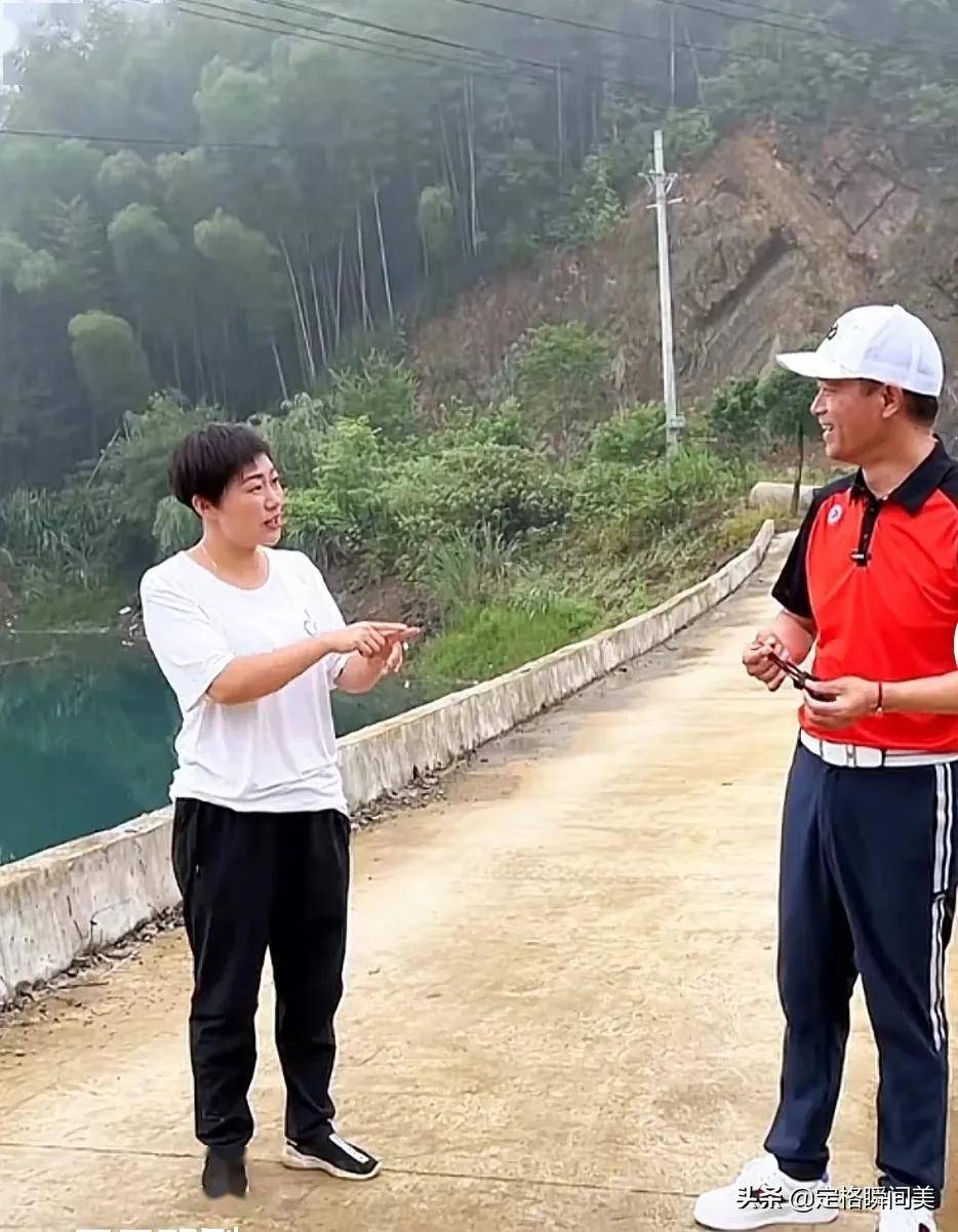 盘水库老板全网垂钓第一人邓刚谈好价格多加100结果喜获两只甲鱼