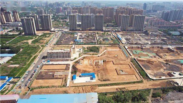 鹏洲·凤凰城看房团汇泽雅居 嘉兴园 中山瑞府定州农村学校要有大变化