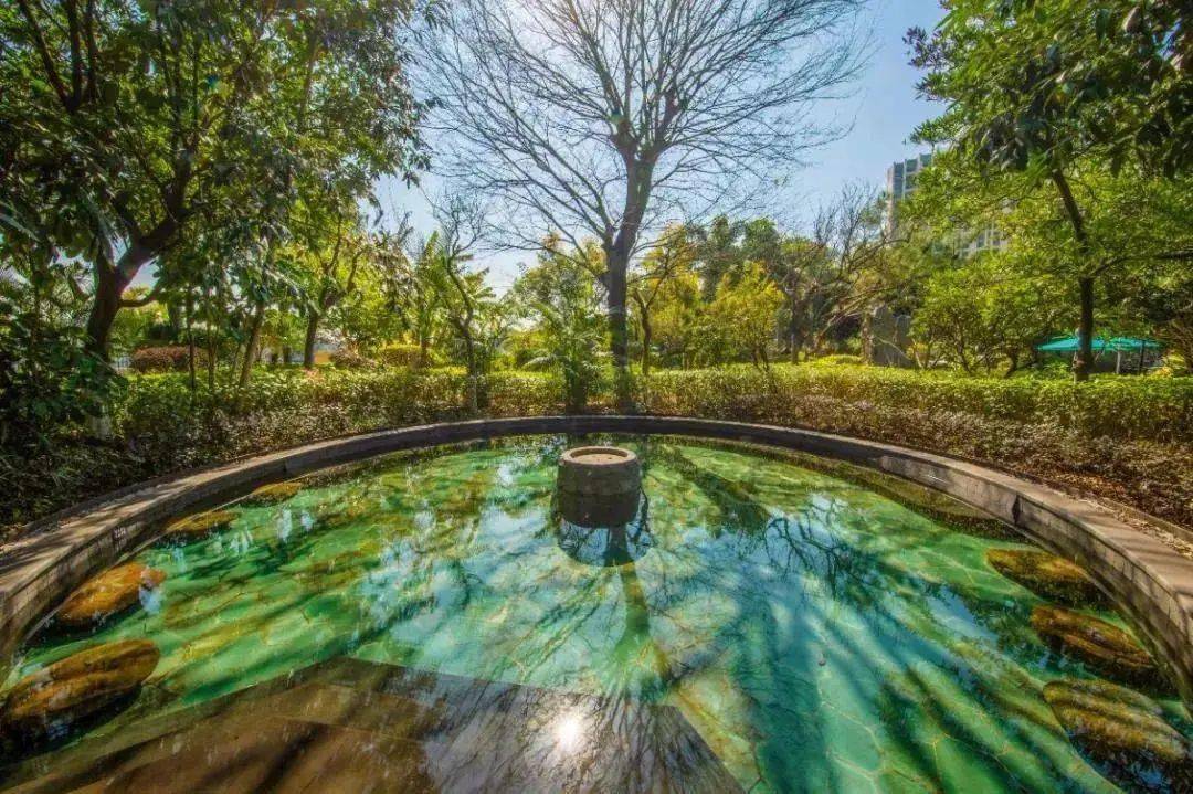 毕业假期清远宝墩湖别墅房早餐数公里长网红泳道美颜温泉仅需588元