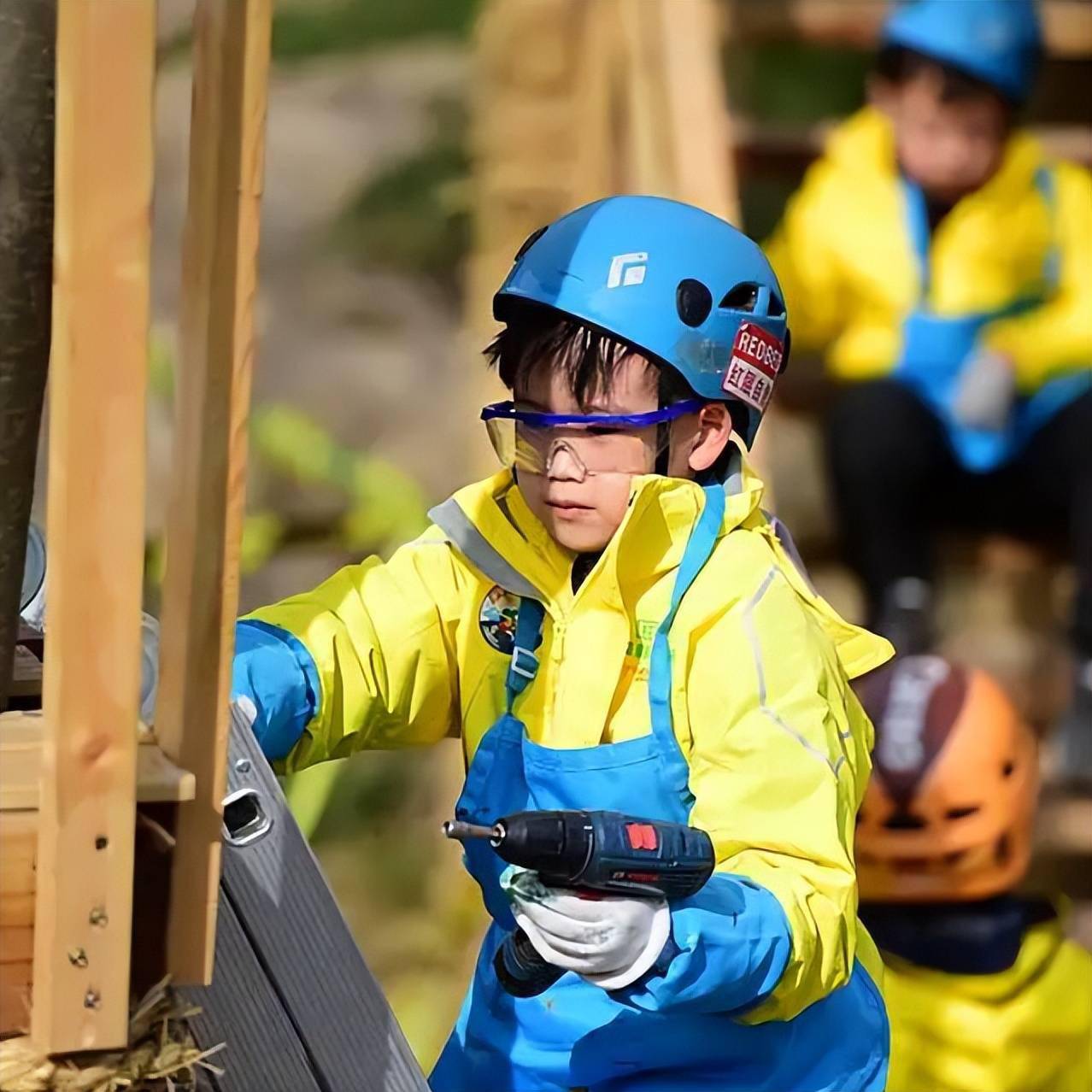 皮划艇_孩子_标准