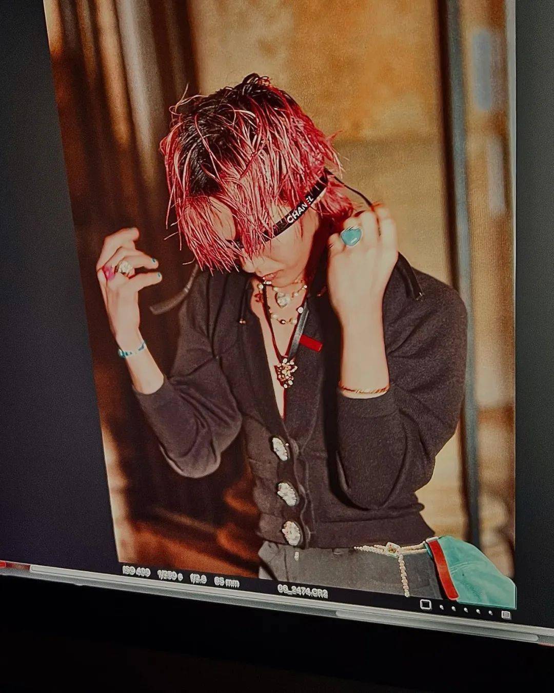 最新权志龙ins更新照片