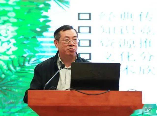 百个奋斗故事96丨教师能源与动力工程学院张小兵韧劲非常的天堂馆长