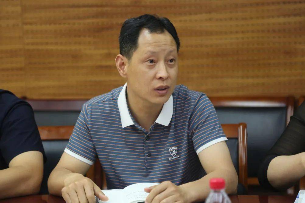 汝阳县副县长丁雪峰宋连波县政府领导刘京章等一行到访郑州大学五附院