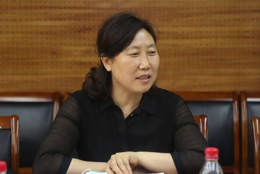 汝阳县人民医院总支书记,院长李孟飞对郑州大学五附院
