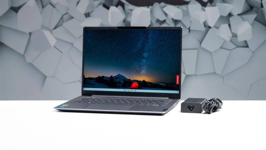 笔记本电脑gpu(140w)i7-12700h 处理器16gb 4800mhz 内存512gb 固态