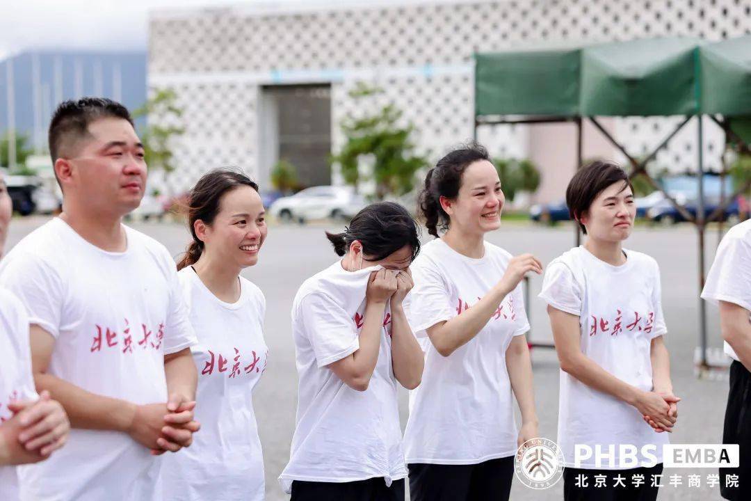相关阅读phbsemba文:丁玮编辑:李婧涵点赞在看