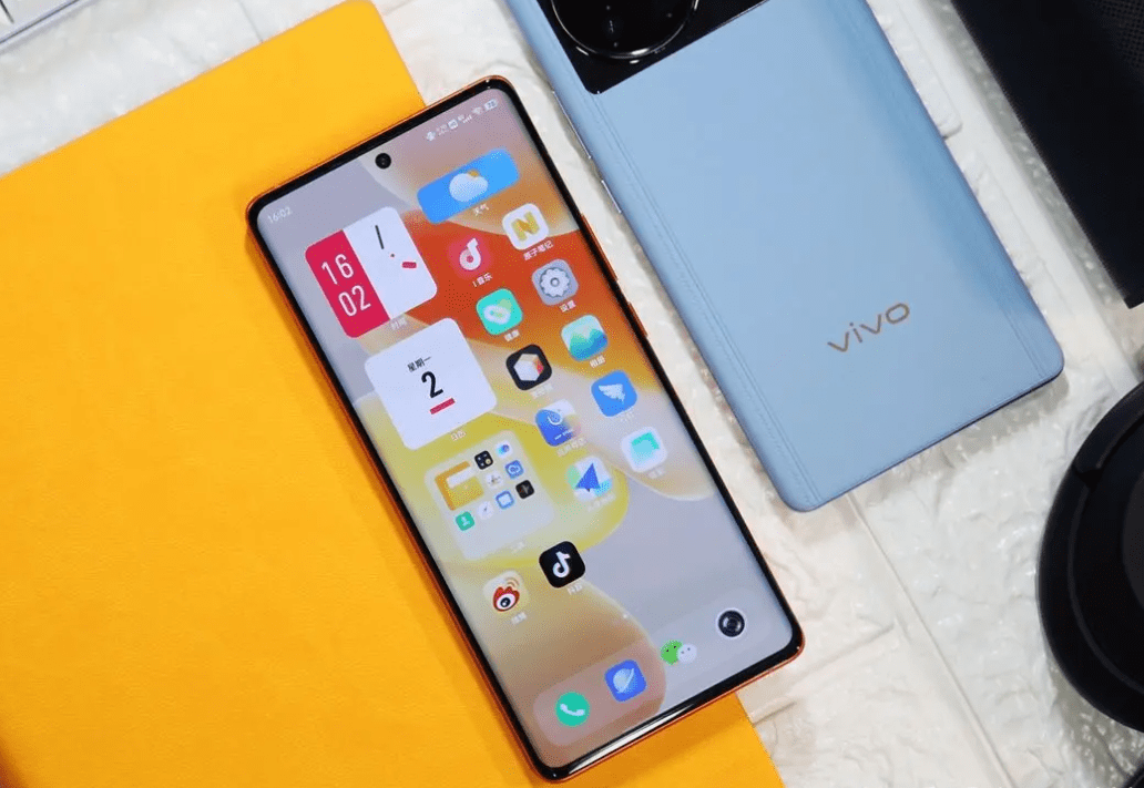 12512g高达6699ip68级防水双芯加持vivo4nm旗舰到底多强