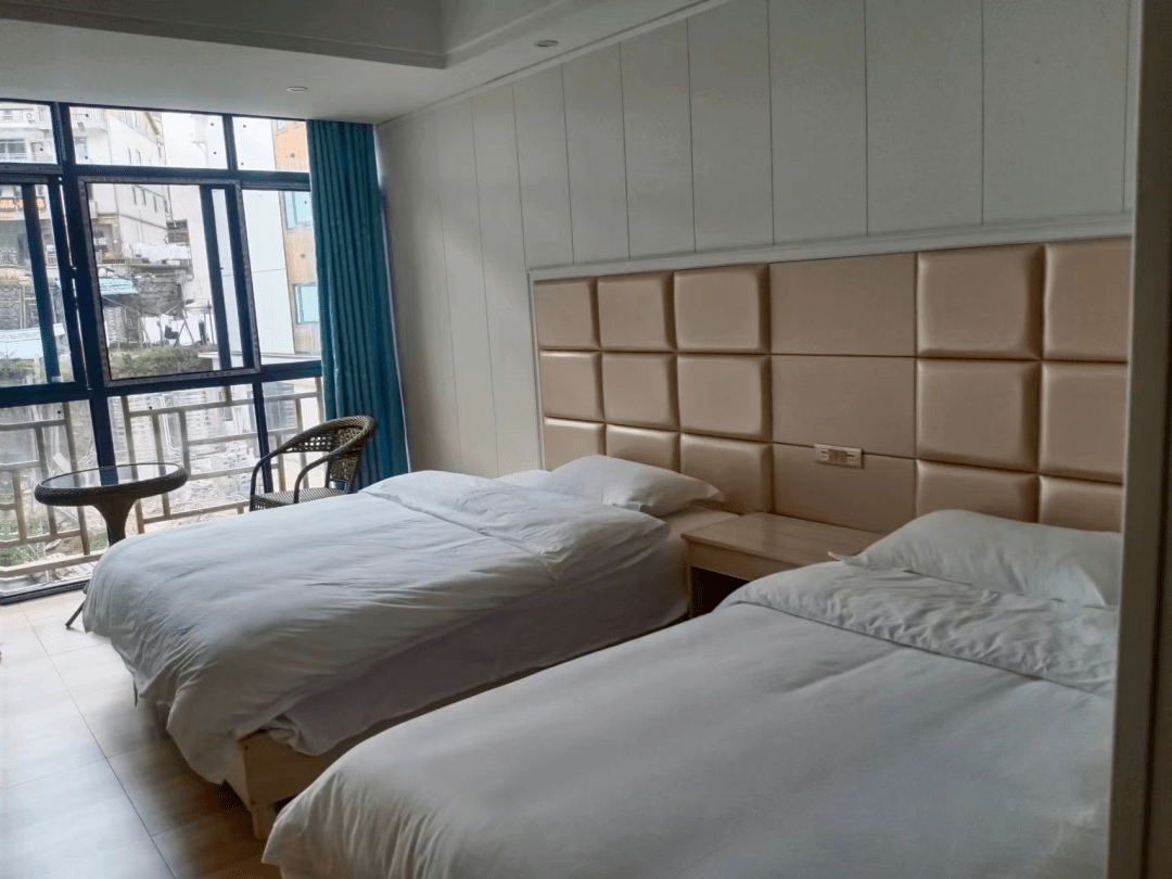 康辉定制探秘神农架清凉大九湖亲子休闲度假避暑双高铁纯玩7日游7月4