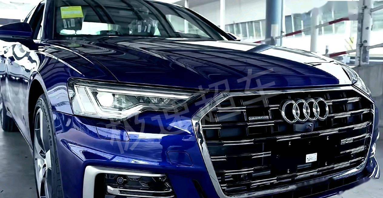 中期改款奥迪a6曝光格栅变化明显星空蓝漆面30t犀利