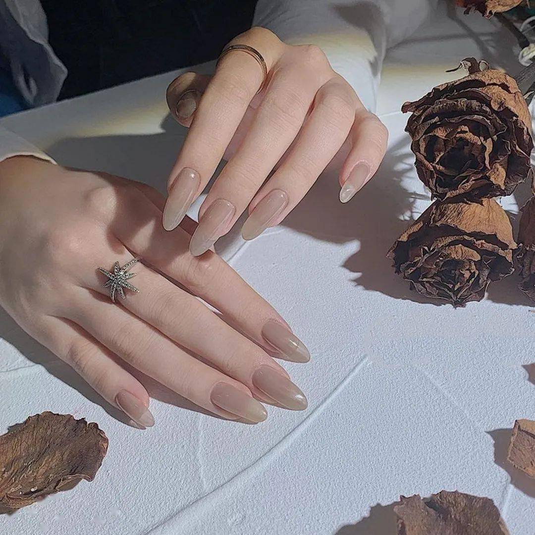 椭圆甲最适合做的美甲款式来了