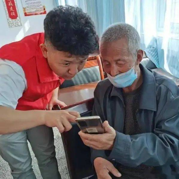 学会观察 | 走进智慧助老 让“助老”变“享老”_改造_老年人_互联网络