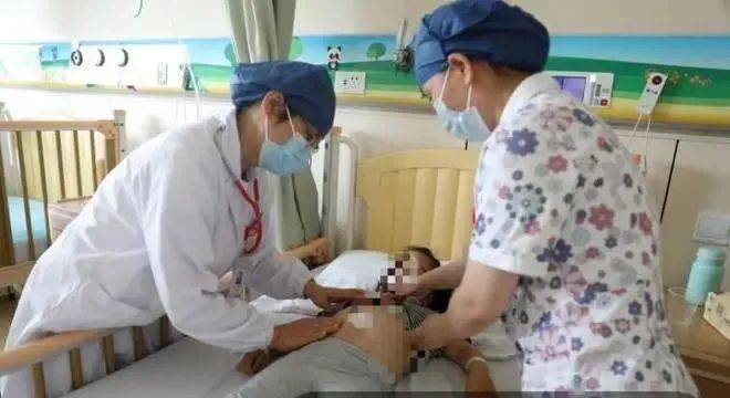 咦~杭州6岁女孩屁股里爬出密密麻麻的小虫,而且还在蠕动!原因是.