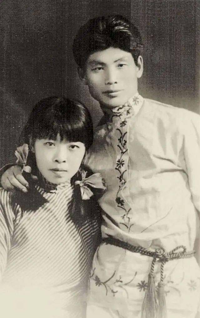 我与萧军:他一生中从未听我叫过他一声"父亲"_外公_海北_鲍旭东