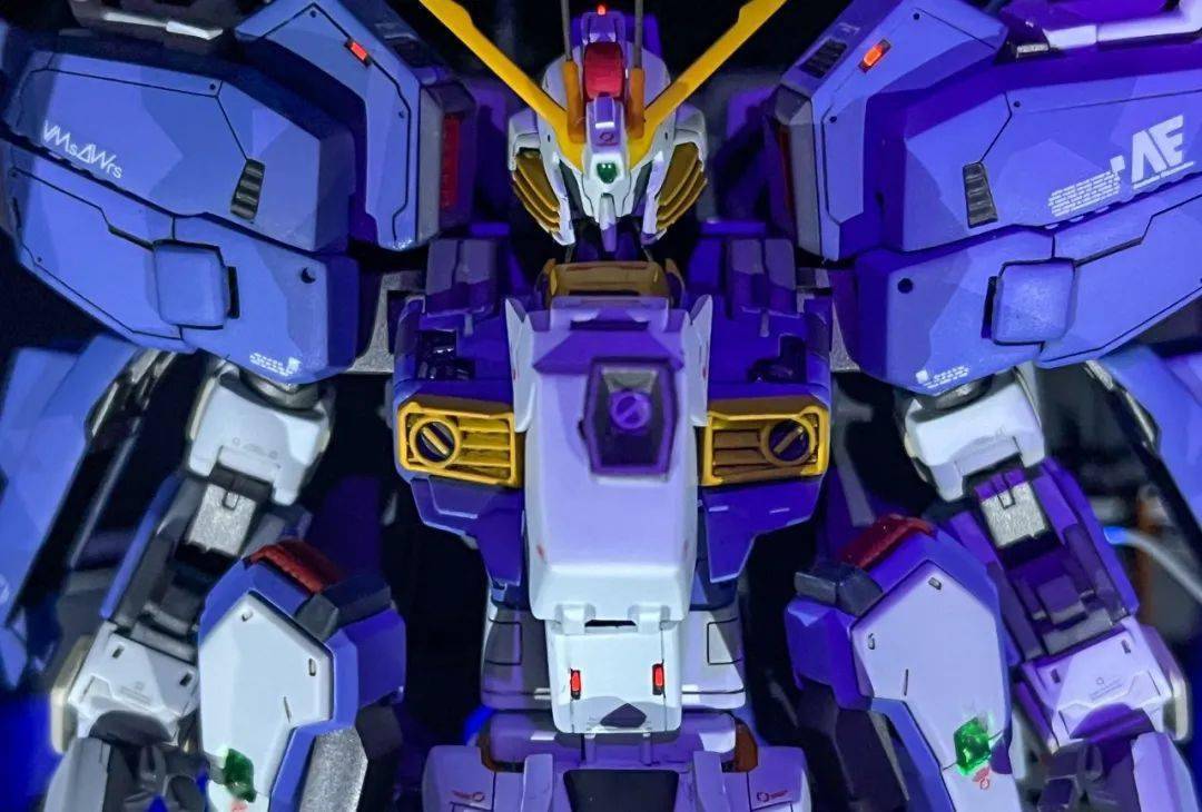 exs高达改造维修场景绝绝子