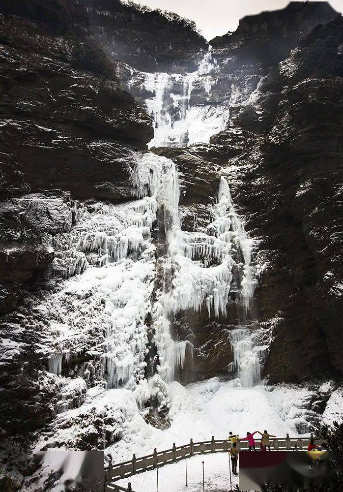 庐山瀑布最壮观的时节连外交部发言人都发文推介