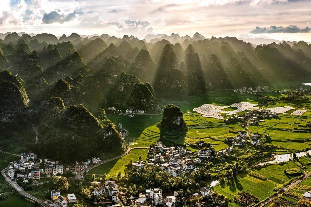 红心向党礼赞祖国2022年兴义市优秀摄影魅力金州篇作品展播