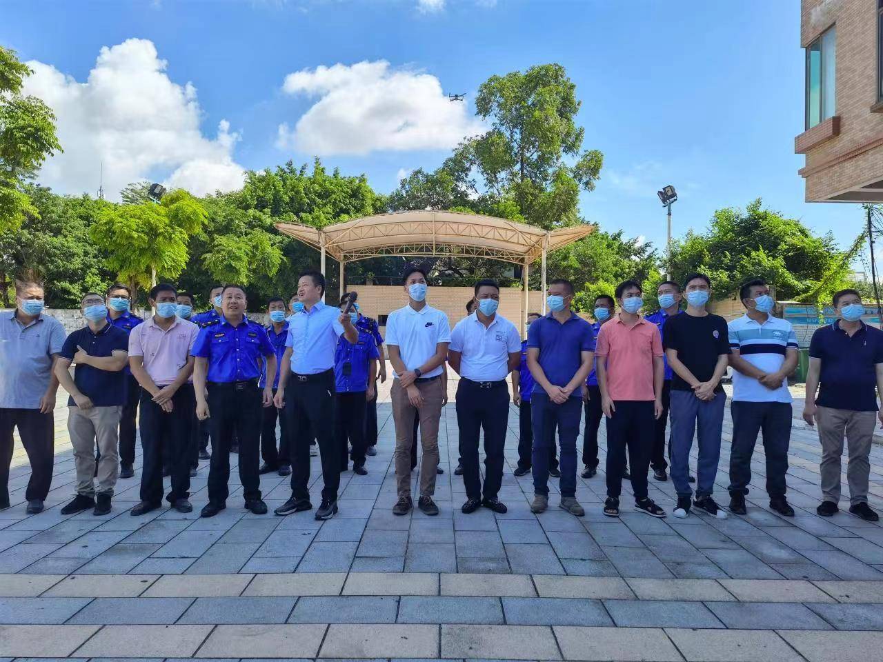 东莞市城管局市政科二级主任科员伍习义,洪梅镇副镇长庾汉文,城管分局
