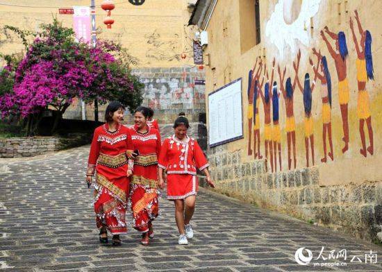 云南腾冲中寨司莫拉佤族村：让幸福的地方更幸福