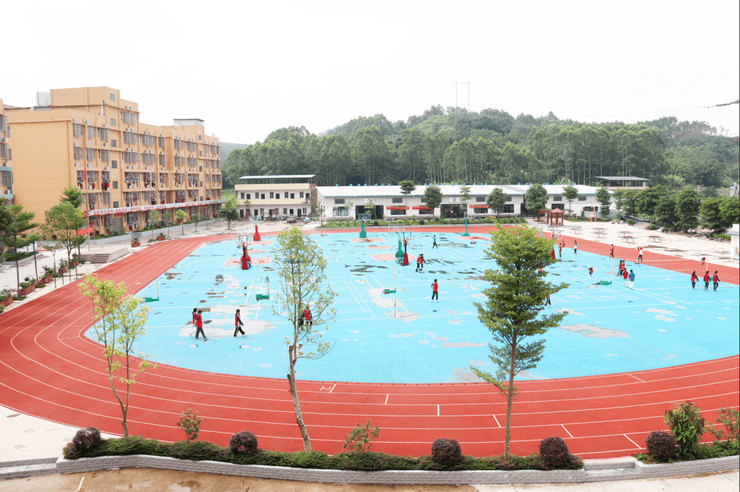 博白县人民北路239号博白县广博中学博白县广博中学2022年招生简章