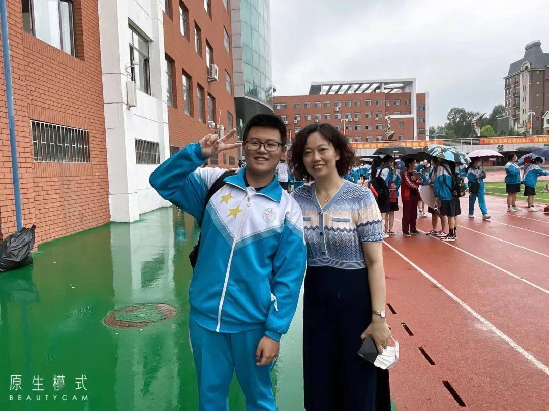 盛夏遇见最好的你东北师大附中举行2022届初三毕业典礼暨离校仪式