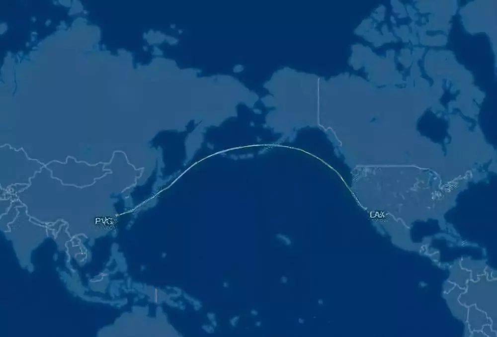 细心的朋友会发现,从上海飞洛杉矶的实际飞行路线要比这个大圆航线偏