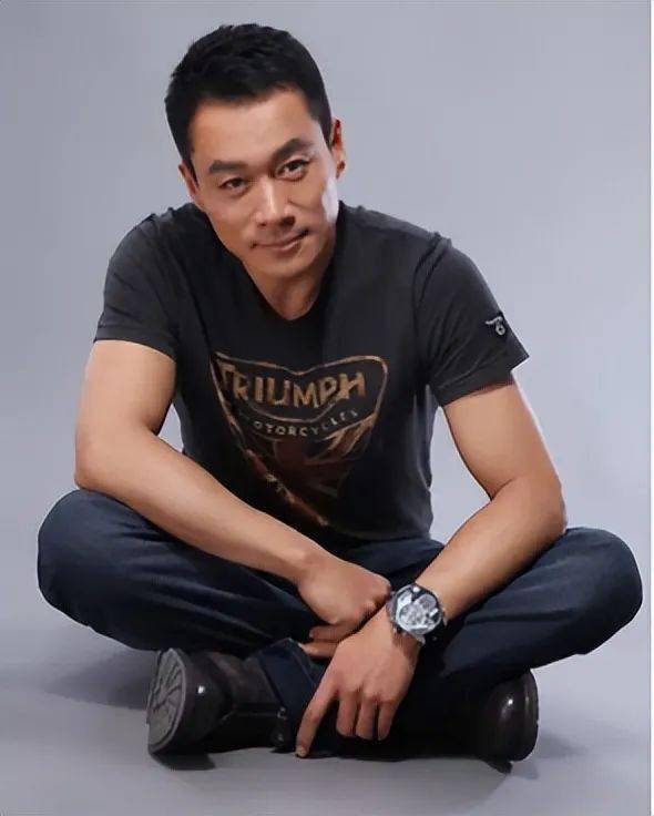 26岁意外走红,37岁为爱闪婚闪离,50岁孤身无子女_潘金莲_舞蹈_王文升