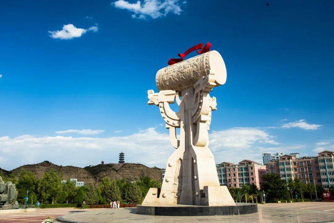 皋兰太平鼓已有600余年的历史,素有"天下第一鼓"之称,是典型的一种