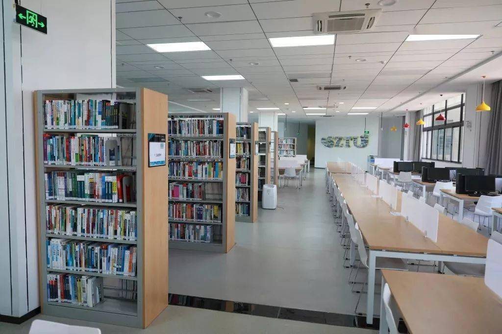 心动！你的学习宝地来了！这些院校图书馆，你更喜欢哪个？
