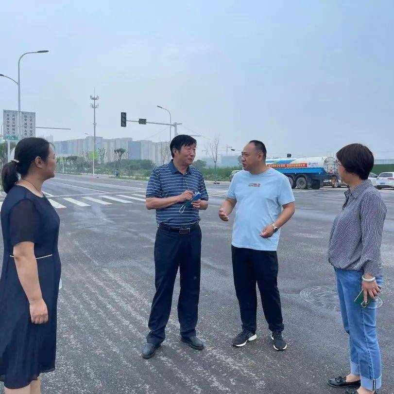 调研：市城管局调研二环-三环道路清扫保洁工作_环卫_进行_张之光