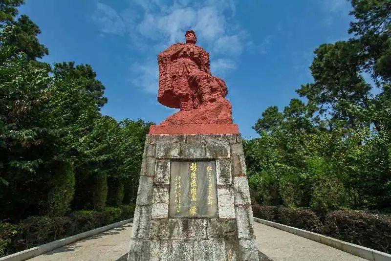 湘鄂赣边区鄂东革命烈士陵园