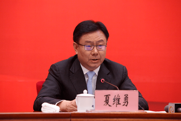 昭通市人民政府副市长夏维勇答记者问(记者 赵嘉 摄影)昭通市人民政府