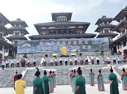 陇西古莱坞开园仪式暨渭水清凉夏日休闲游活动在陇西县举行