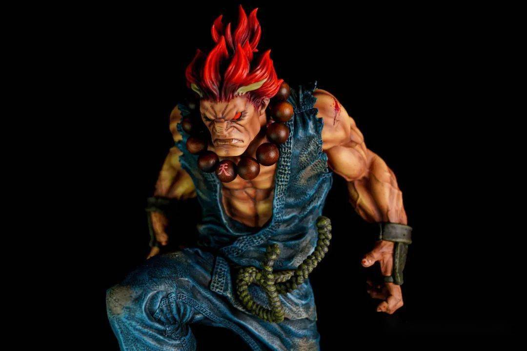 街霸里的灵魂boss丨市面上仅有的几款授权街霸豪鬼雕像超写实细腻涂装
