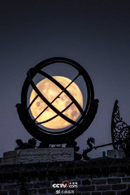 期待！今晚的超级月亮是今年最大满月