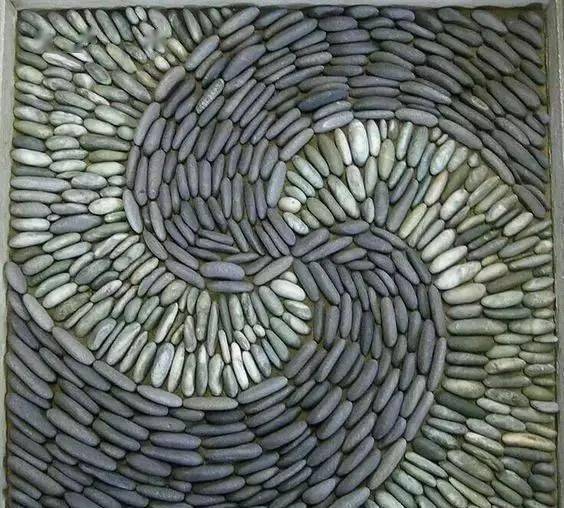 院子里的鹅卵石(附:铺设工艺流程)_进行_地面_施工