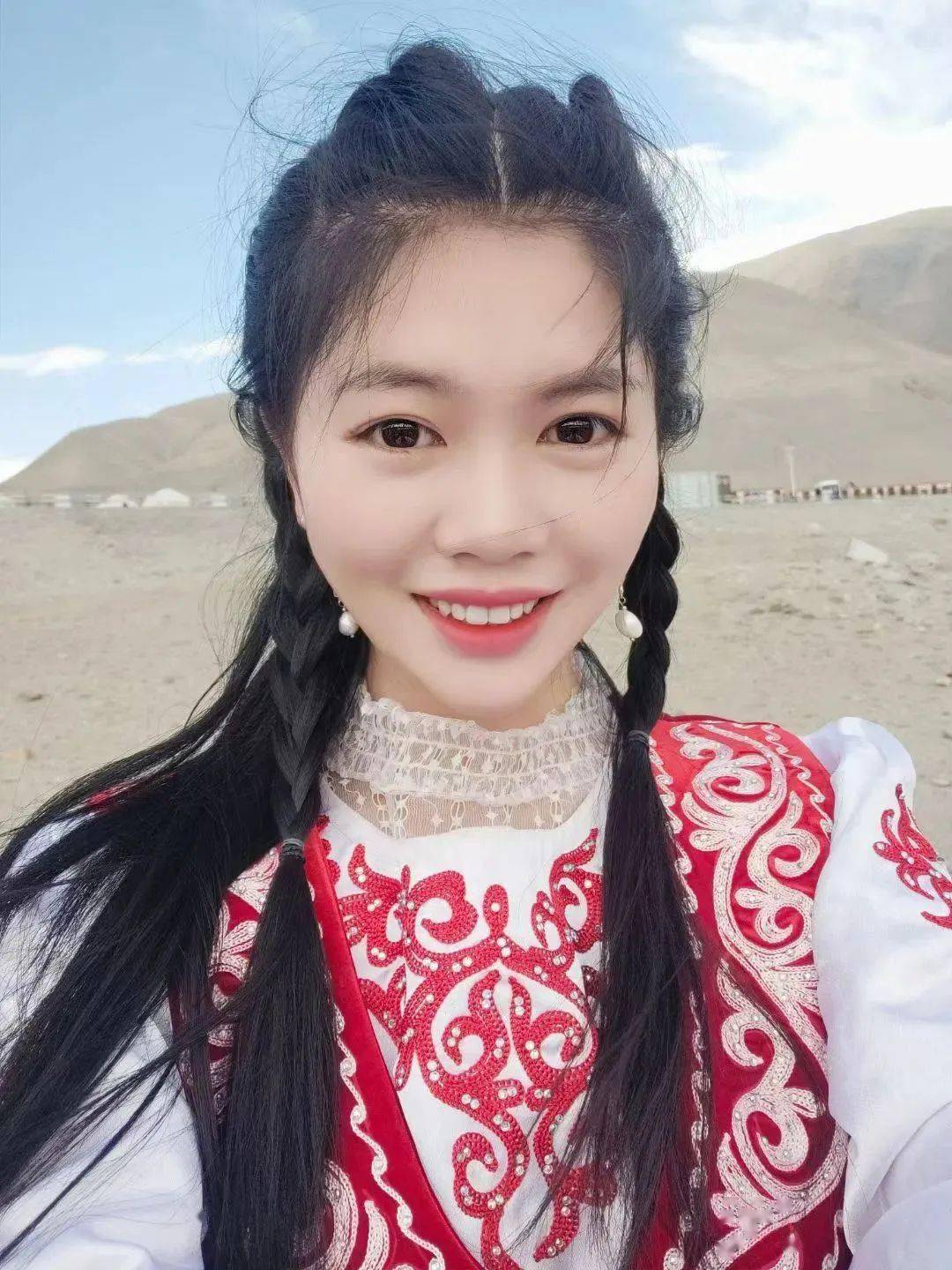 书记逐渐成长为她先后在6个岗位上锻炼自2015年到新疆工作以来李文娟