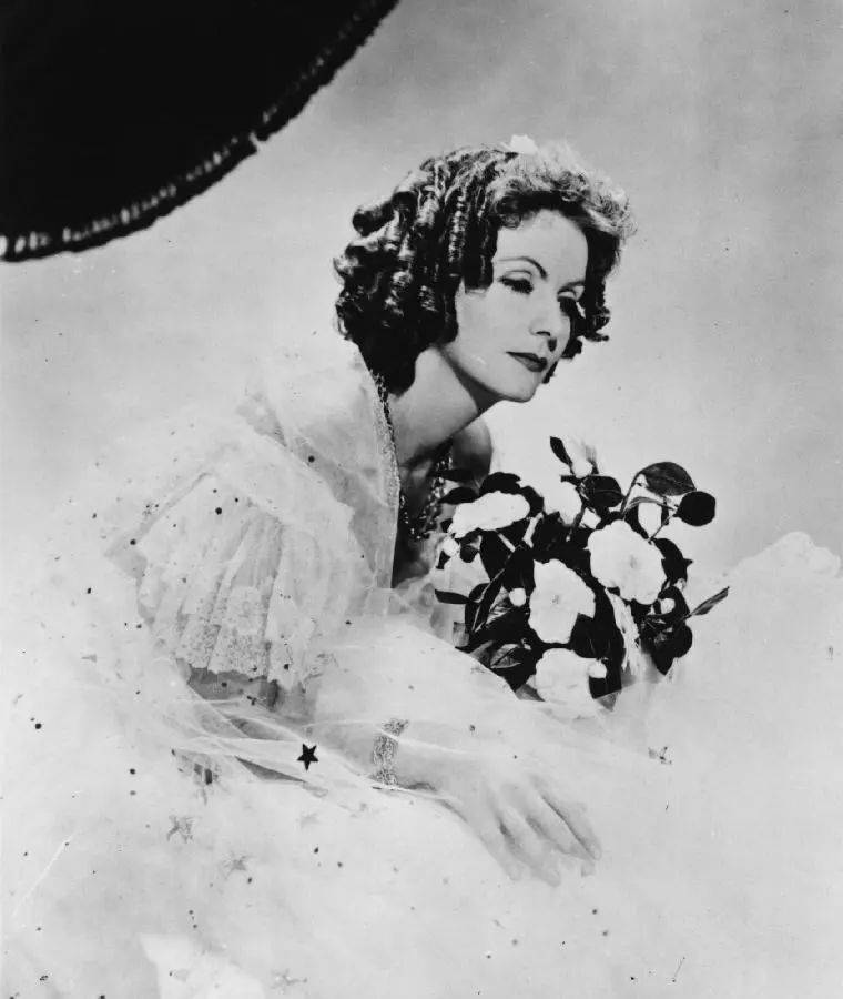 【念书】|《茶花女》_the_lady_玛格丽特